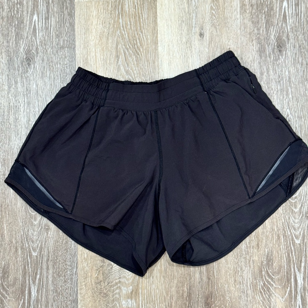 Lululemon Hotty Hots • 8 Tall